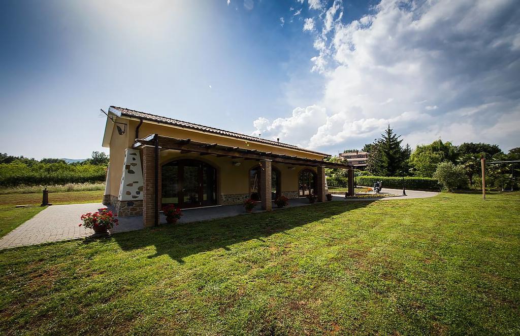 La Dolce Mela Villa Buonabitacolo Eksteriør bilde