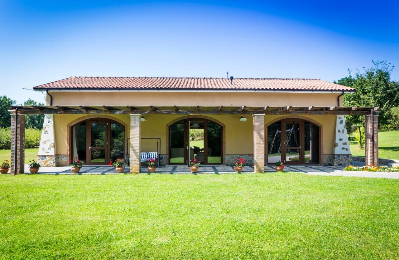 La Dolce Mela Villa Buonabitacolo Eksteriør bilde